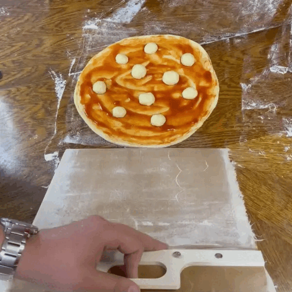 PizzSlider™ Pelle à pizza coulissante - Des pizzas parfaites à chaque fois grâce à une manipulation sûre et sans effort